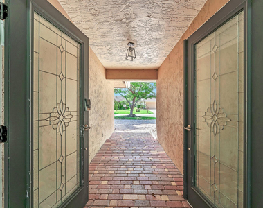 303 Nw 105th Terrace - Photo Thumbnail 61