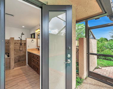 303 Nw 105th Terrace - Photo Thumbnail 26