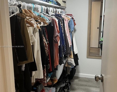 9235 Sw 8th Street - Photo Thumbnail 8