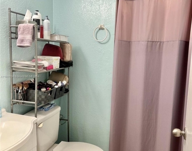 9235 Sw 8th Street - Photo Thumbnail 11