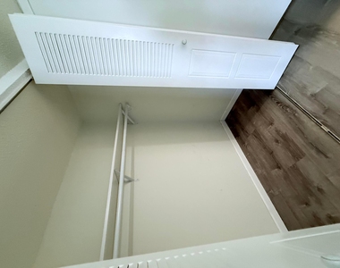 9235 Sw 8th Street - Photo Thumbnail 16