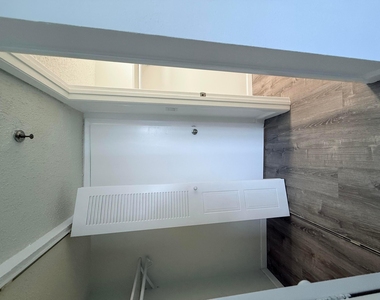 9235 Sw 8th Street - Photo Thumbnail 15