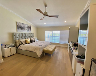 4230 N Ocean Drive - Photo Thumbnail 16