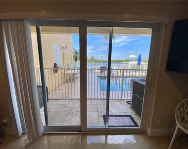 4230 N Ocean Drive - Photo Thumbnail 18
