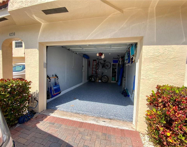 4230 N Ocean Drive - Photo Thumbnail 22