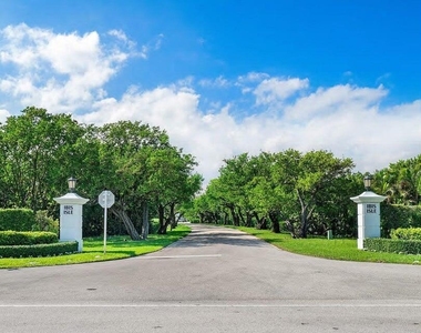2185 Ibis Isle Road - Photo Thumbnail 43