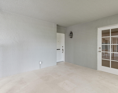 2185 Ibis Isle Road - Photo Thumbnail 8