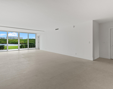 2185 Ibis Isle Road - Photo Thumbnail 9