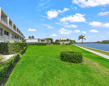 2185 Ibis Isle Road - Photo Thumbnail 4
