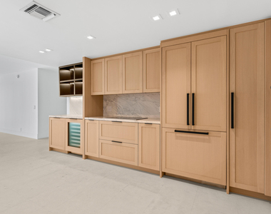 2185 Ibis Isle Road - Photo Thumbnail 15