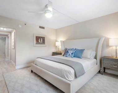 950 De Soto Road - Photo Thumbnail 26