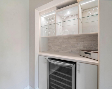 950 De Soto Road - Photo Thumbnail 8