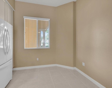 5 E Harbour Isle Dr Drive E - Photo Thumbnail 13