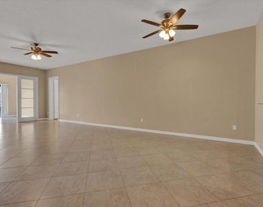 5 E Harbour Isle Dr Drive E - Photo Thumbnail 14