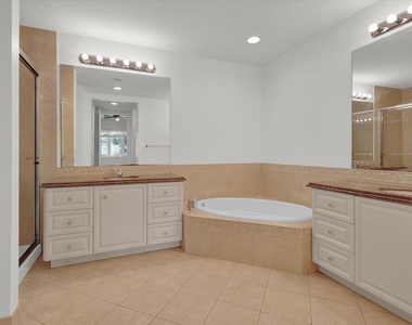 5 E Harbour Isle Dr Drive E - Photo Thumbnail 20