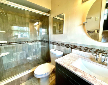 2090 Nw 84th Terrace - Photo Thumbnail 22