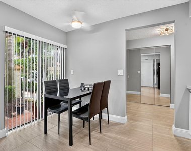 7773 La Mirada Drive - Photo Thumbnail 13