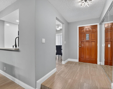 7773 La Mirada Drive - Photo Thumbnail 2
