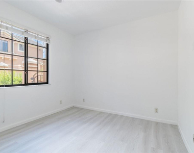 2692 Center Ct Drive - Photo Thumbnail 19