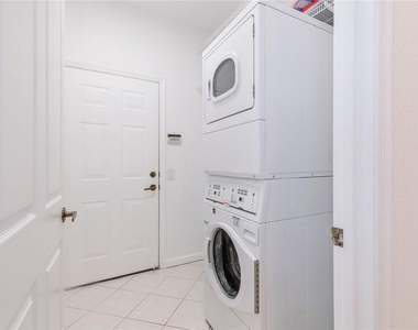 2692 Center Ct Drive - Photo Thumbnail 17