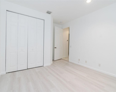 2692 Center Ct Drive - Photo Thumbnail 22