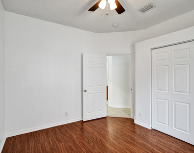 3717 Pebblebrook Manor - Photo Thumbnail 40