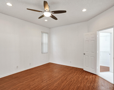 3717 Pebblebrook Manor - Photo Thumbnail 27