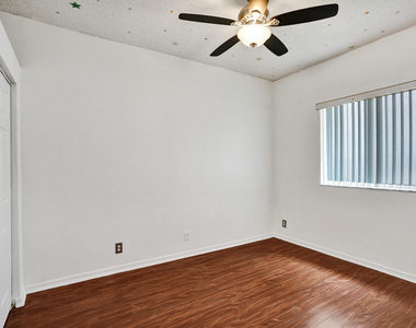 3717 Pebblebrook Manor - Photo Thumbnail 44