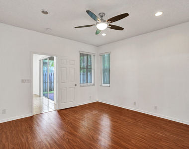 3717 Pebblebrook Manor - Photo Thumbnail 28