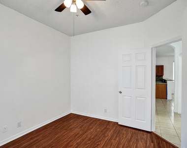 3717 Pebblebrook Manor - Photo Thumbnail 43