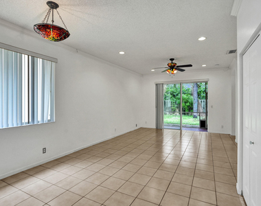 3717 Pebblebrook Manor - Photo Thumbnail 20