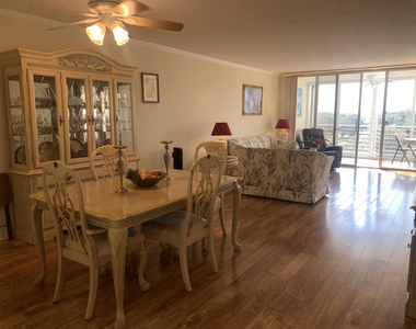 3499 Oaks Way - Photo Thumbnail 4