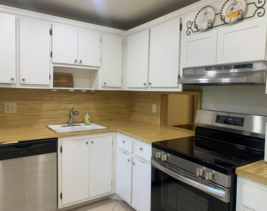 3499 Oaks Way - Photo Thumbnail 1