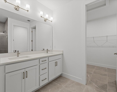 890 Sw Newfield Avenue - Photo Thumbnail 21