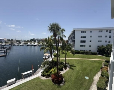 29 Yacht Club Drive - Photo Thumbnail 25