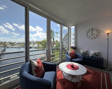 29 Yacht Club Drive - Photo Thumbnail 1