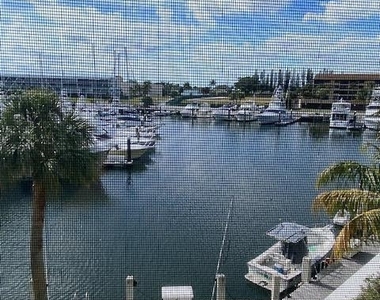 29 Yacht Club Drive - Photo Thumbnail 21