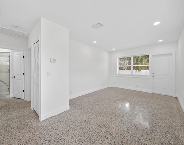 3808 Broadway - Photo Thumbnail 3