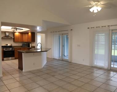 16655 N 113th Trl Trail N - Photo Thumbnail 13