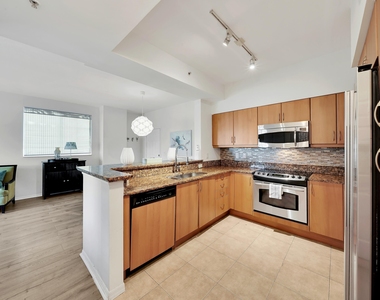 233 S Federal Highway - Photo Thumbnail 14