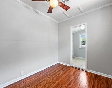 424 51st Street - Photo Thumbnail 7