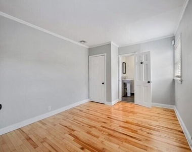 424 51st Street - Photo Thumbnail 12