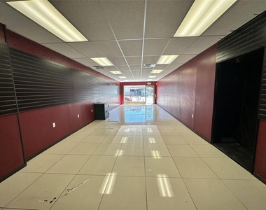 317 White Street - Photo Thumbnail 5