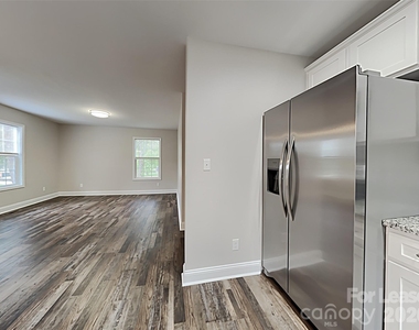 1217 Martin Luther King Jr Avenue - Photo Thumbnail 3