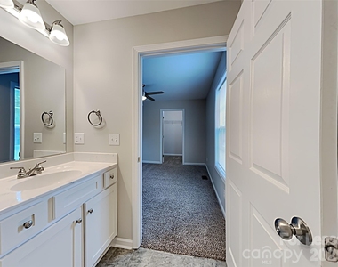 1217 Martin Luther King Jr Avenue - Photo Thumbnail 11