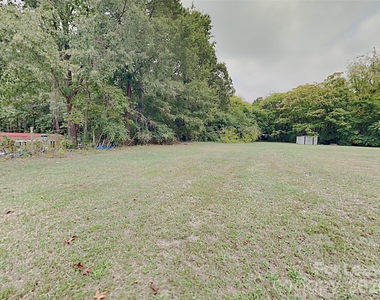 1217 Martin Luther King Jr Avenue - Photo Thumbnail 18