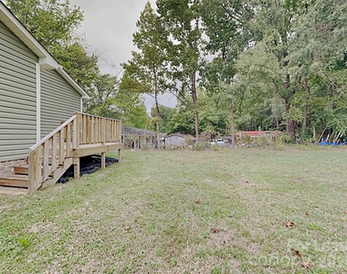 1217 Martin Luther King Jr Avenue - Photo Thumbnail 16