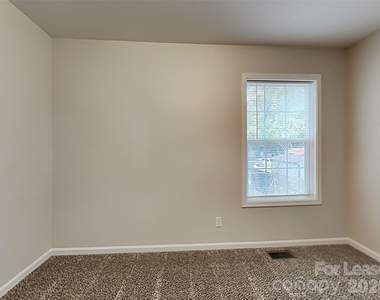 1217 Martin Luther King Jr Avenue - Photo Thumbnail 10