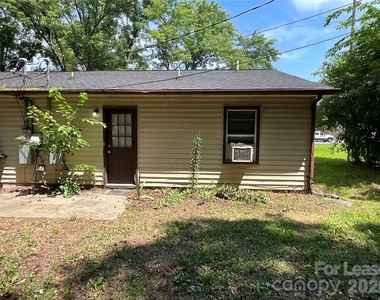 1380 Fairley Avenue - Photo Thumbnail 13