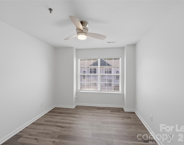 6621 Tor Drive - Photo Thumbnail 15